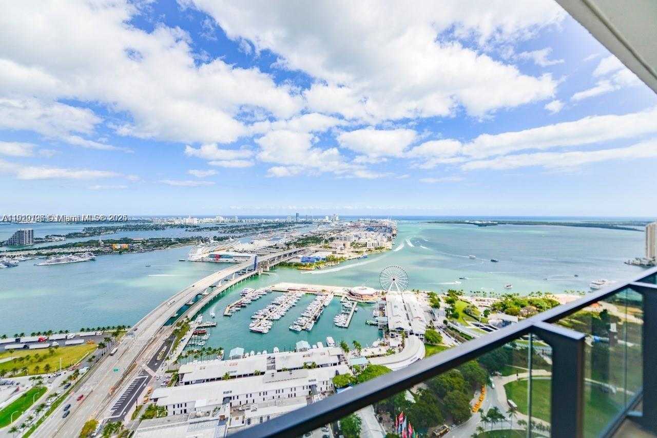 Small Image of 398 NORTH EAST 5TH ST #4210, Miami Number 26