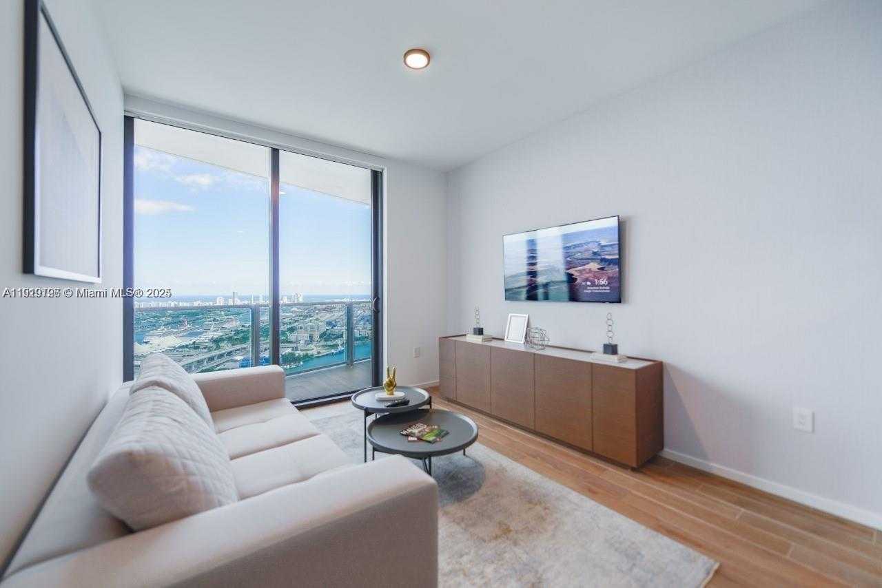 Small Image of 398 NORTH EAST 5TH ST #4210, Miami Number 9