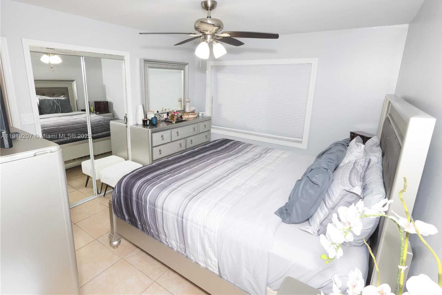 Small Image of 2635 WEST 67TH PL #14-12, Hialeah Number 8