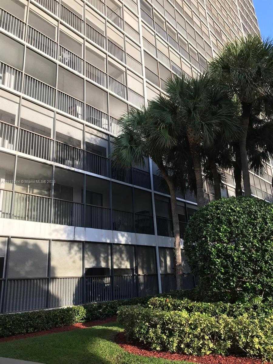 Imagen de Pequeño Objeto