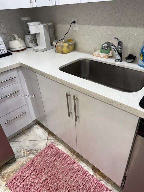 Imagen de Pequeño Objeto