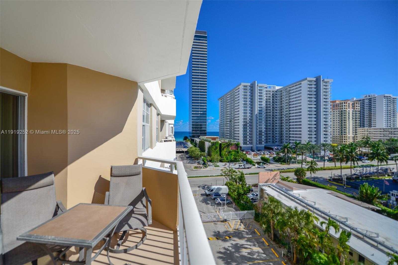 Small Image of 1985 SOUTH OCEAN DR #6J, Hallandale Beach Number 25