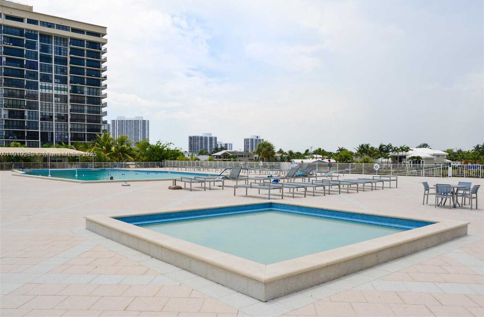 Small Image of 1985 SOUTH OCEAN DR #6J, Hallandale Beach Number 32