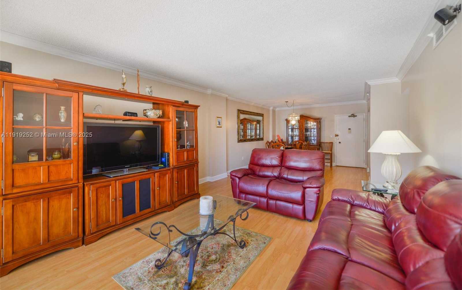 Small Image of 1985 SOUTH OCEAN DR #6J, Hallandale Beach Number 7