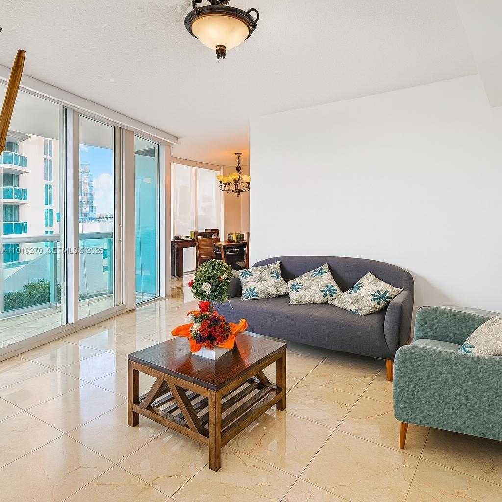 Small Image of 3370 HIDDEN BAY DR #511, Aventura Number 2