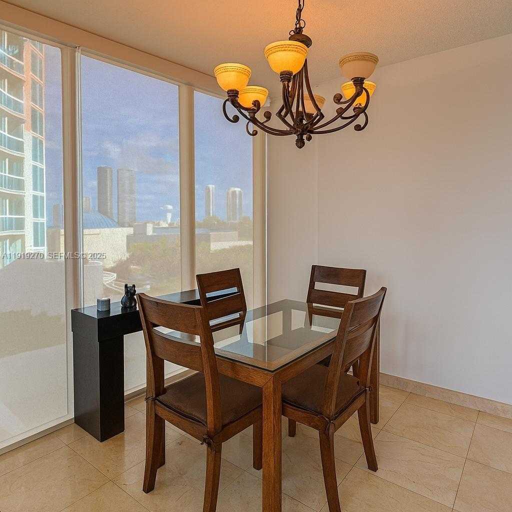 Small Image of 3370 HIDDEN BAY DR #511, Aventura Number 3