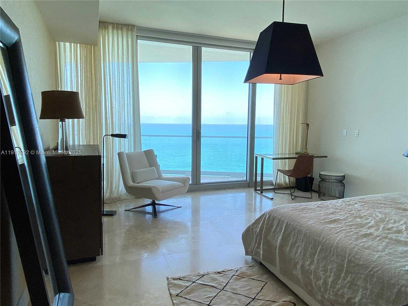 Small Image of 16901 COLLINS AVE #2203, Sunny Isles Beach Number 4