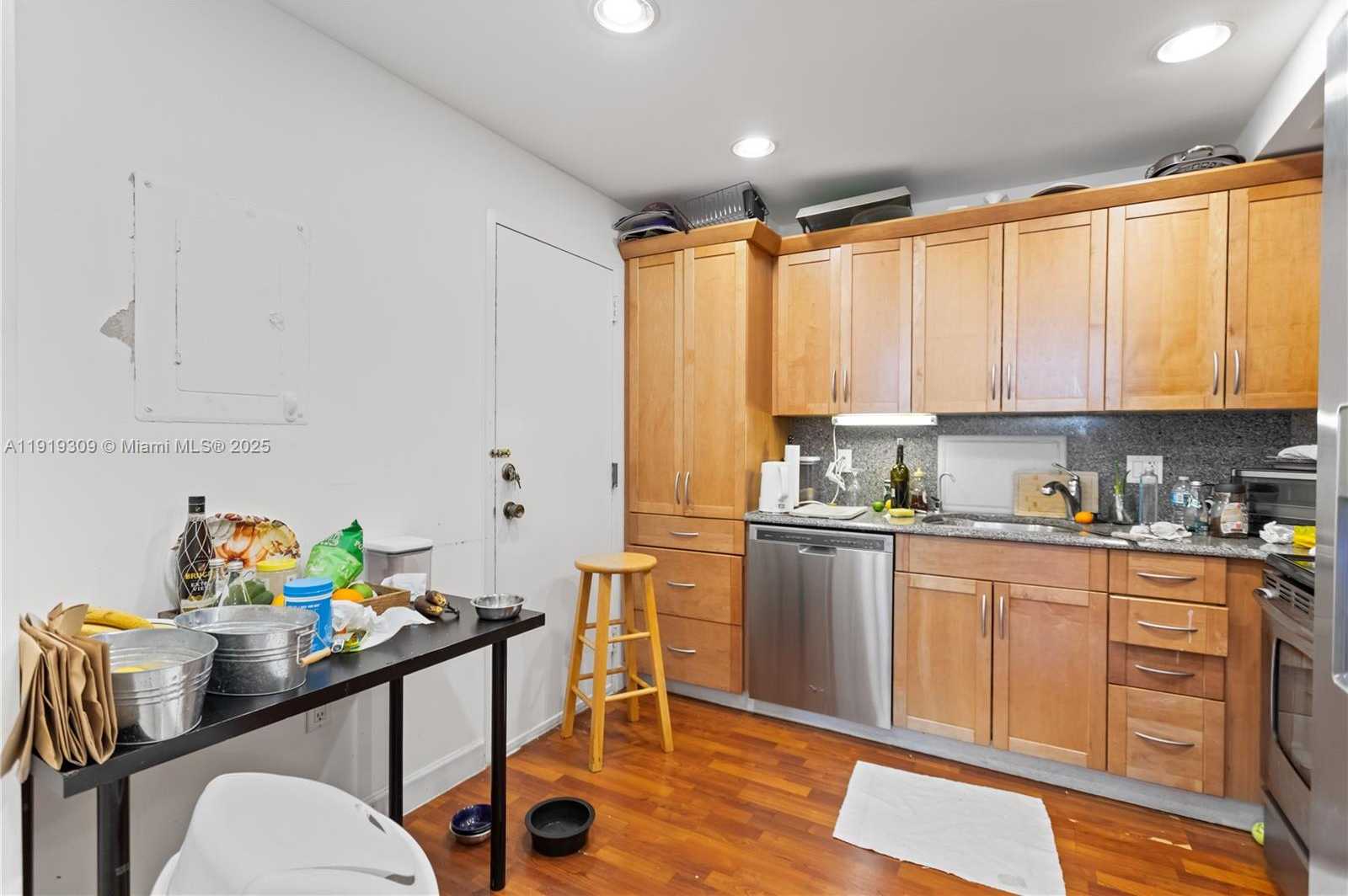 Small Image of 1980 SOUTH OCEAN DR #8Q, Hallandale Beach Number 33