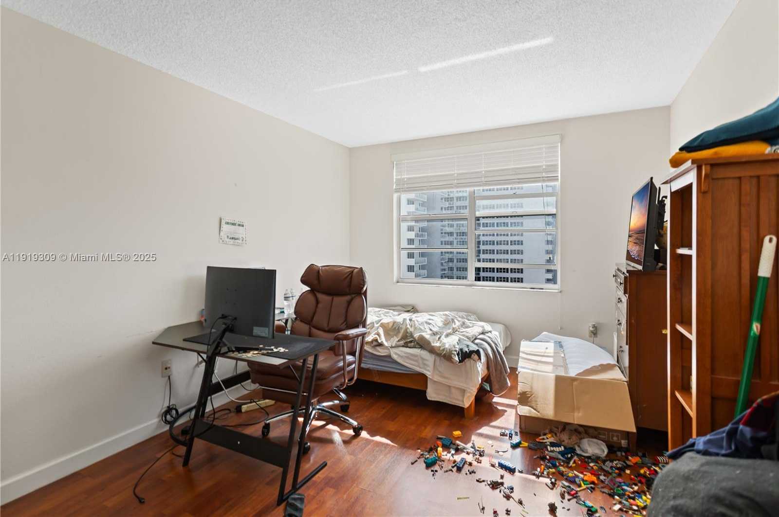 Small Image of 1980 SOUTH OCEAN DR #8Q, Hallandale Beach Number 48