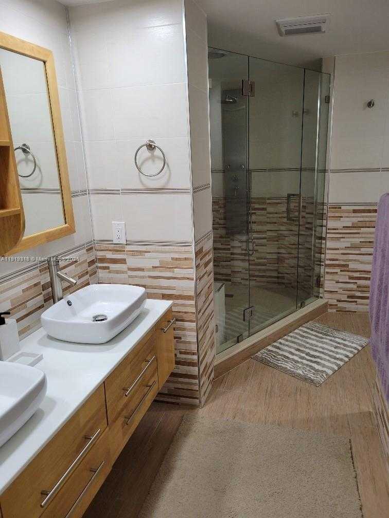 Small Image of 1833 SOUTH OCEAN DR #307, Hallandale Beach Number 14