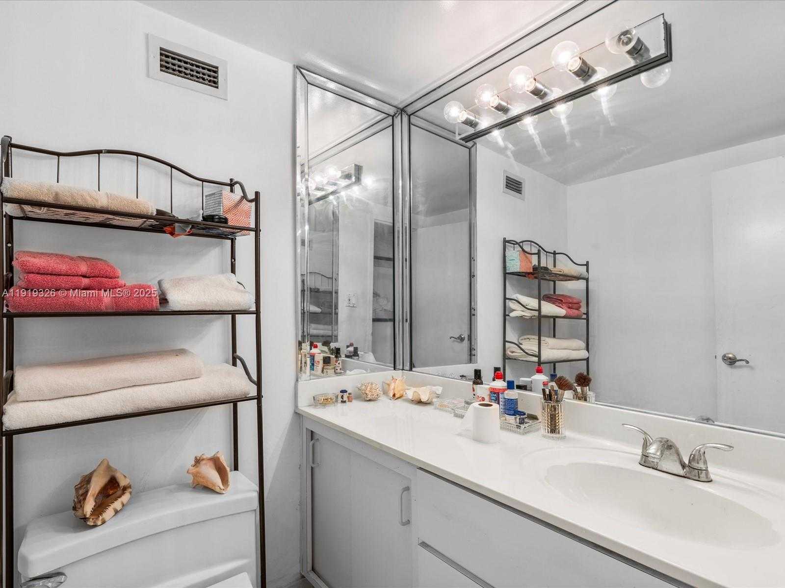 Small Image of 100 LINCOLN RD #423, Miami Beach Number 16