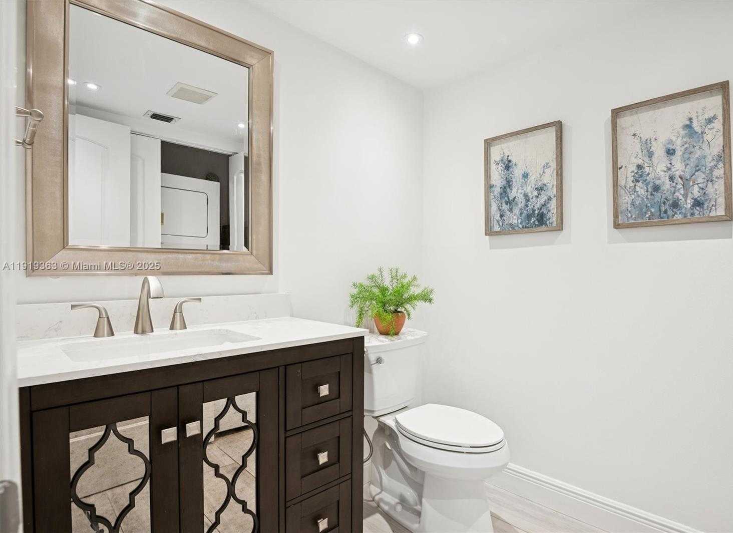 Small Image of 12600 SOUTH WEST 5TH CT #104L, Pembroke Pines Number 11