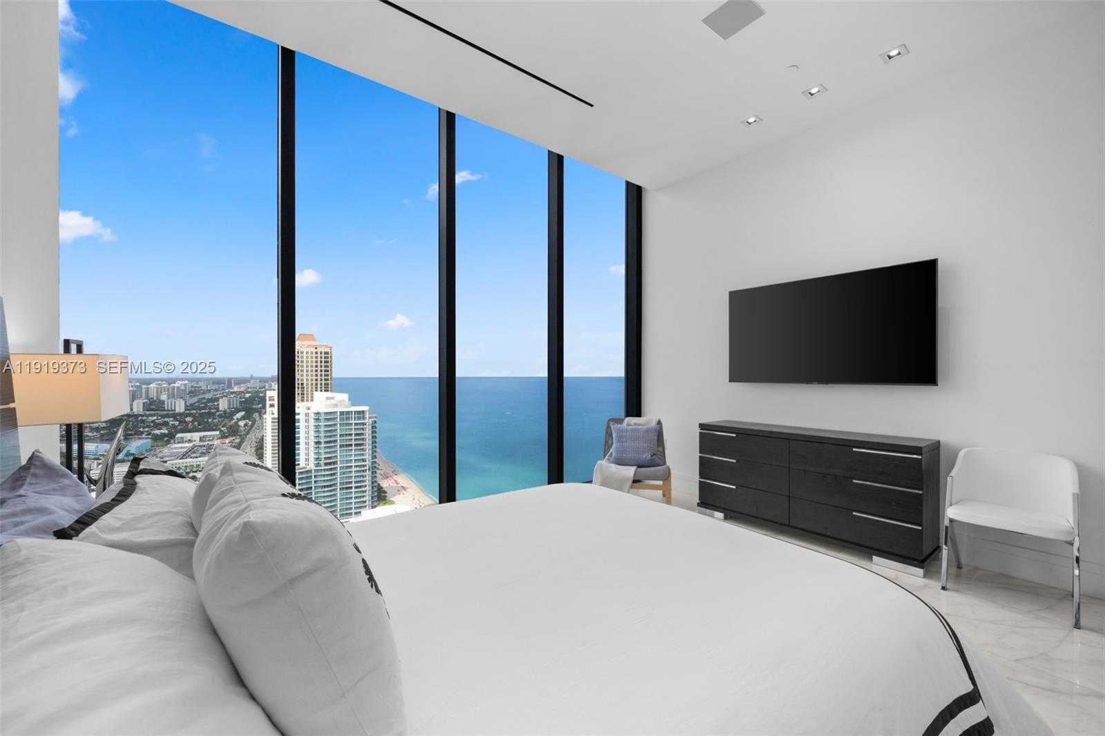 Small Image of 17141 COLLINS AVE #4002, Sunny Isles Beach Number 7