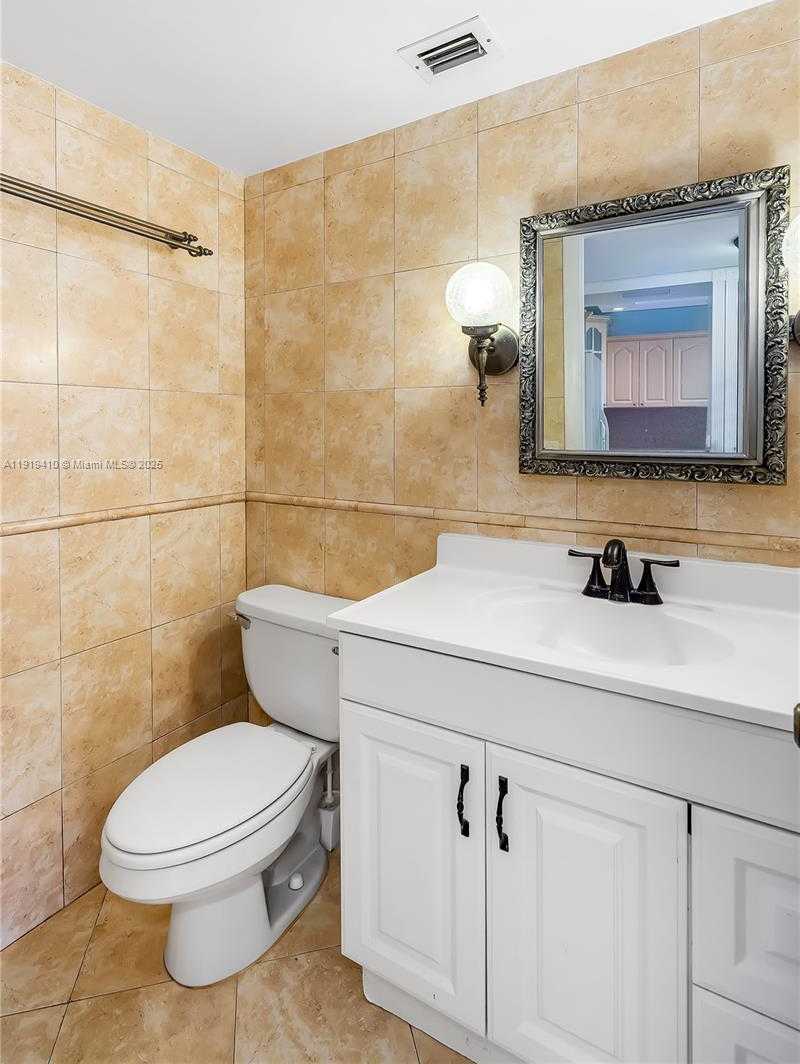 Small Image of 2025 NORTH EAST 164TH ST #907, North Miami Beach Number 17