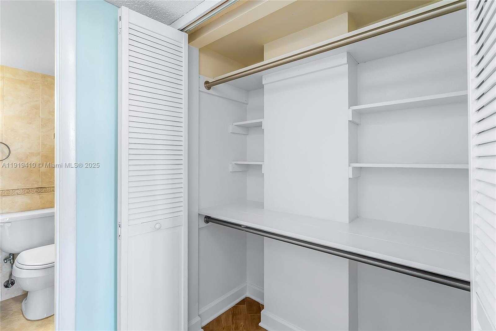 Small Image of 2025 NORTH EAST 164TH ST #907, North Miami Beach Number 23