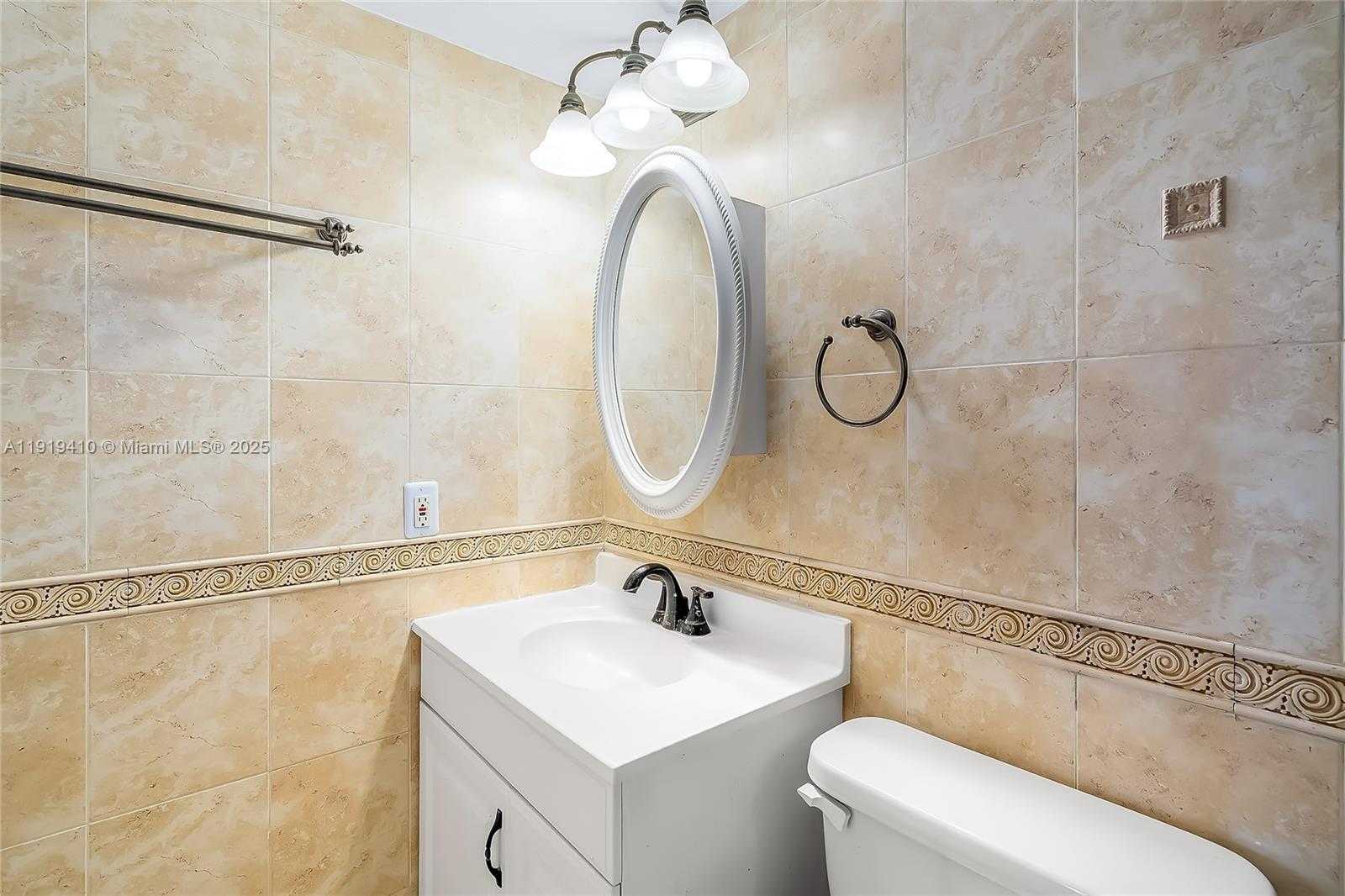 Small Image of 2025 NORTH EAST 164TH ST #907, North Miami Beach Number 25