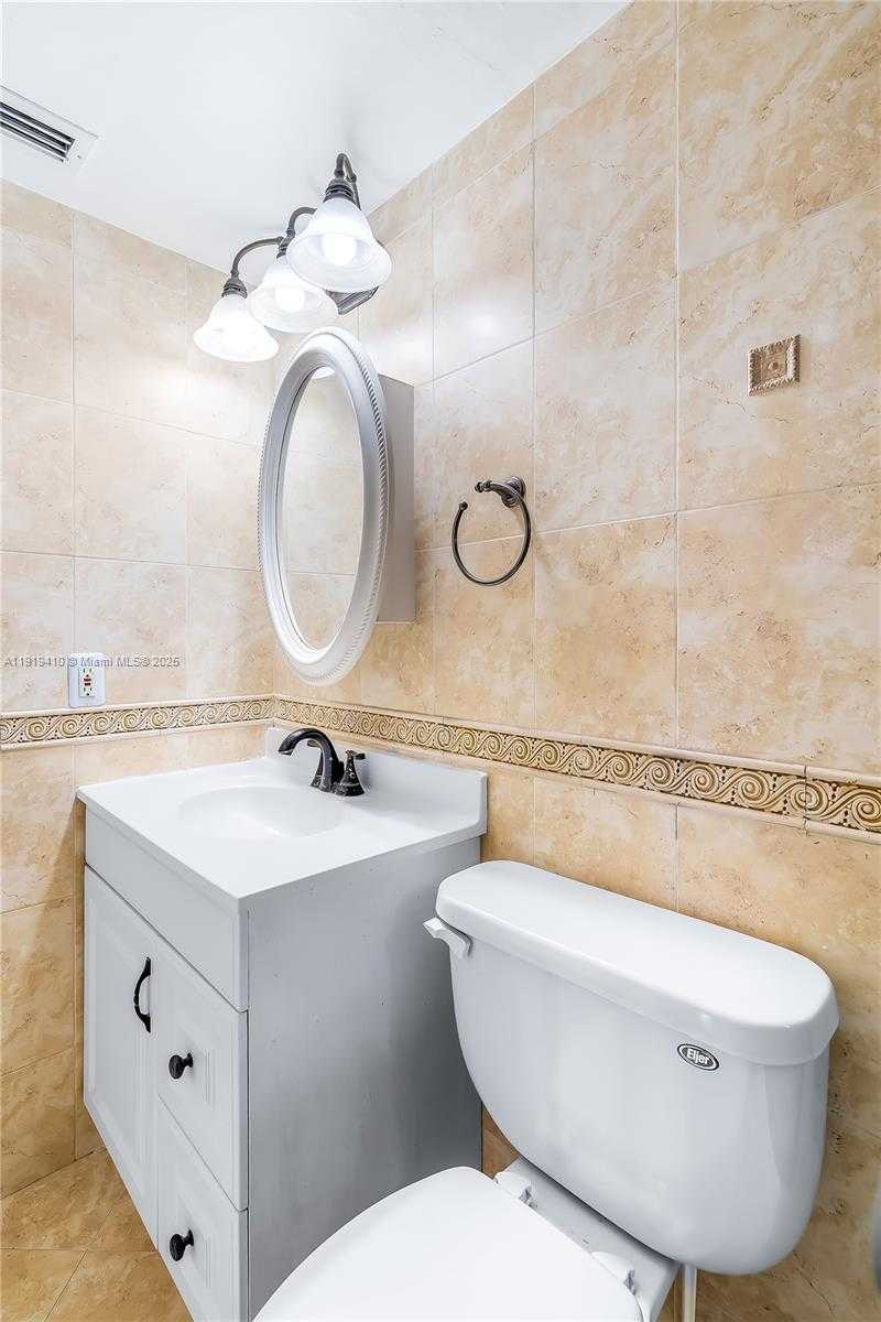 Small Image of 2025 NORTH EAST 164TH ST #907, North Miami Beach Number 26