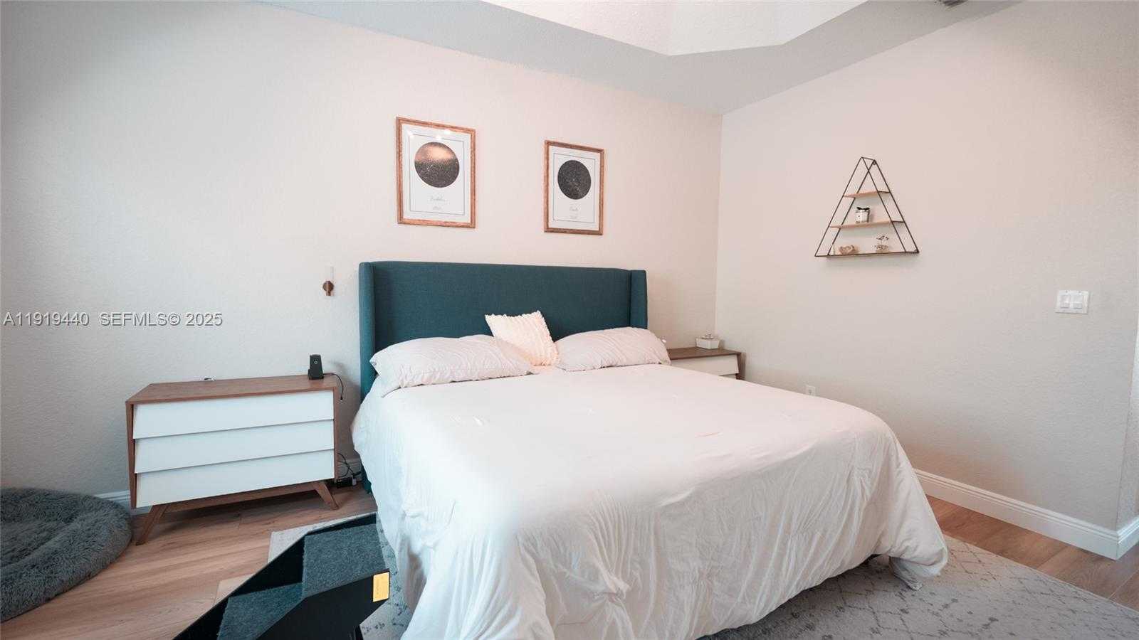 Small Image of 12791 SOUTH WEST 132ND TER, Miami Number 13