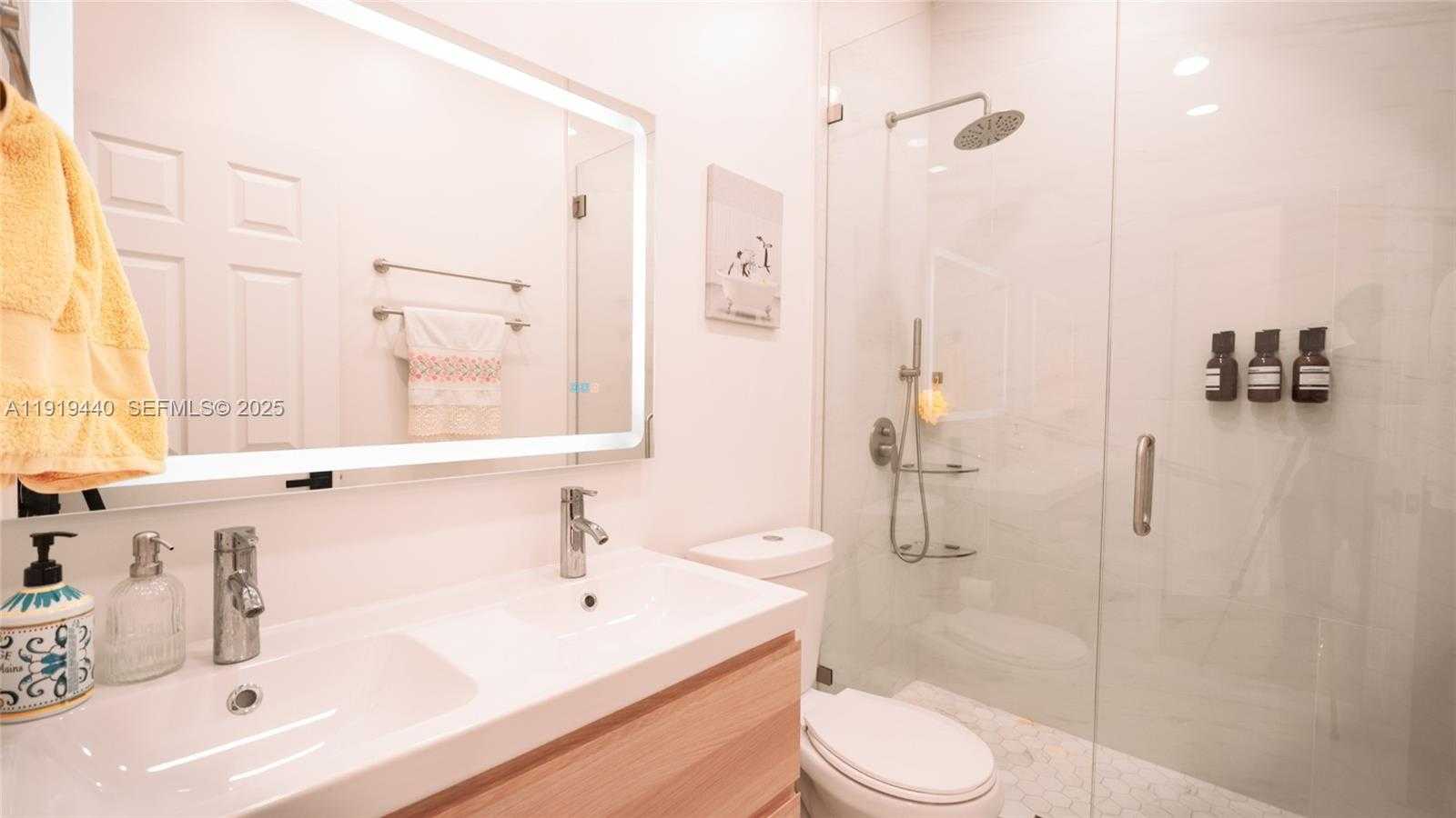 Small Image of 12791 SOUTH WEST 132ND TER, Miami Number 16