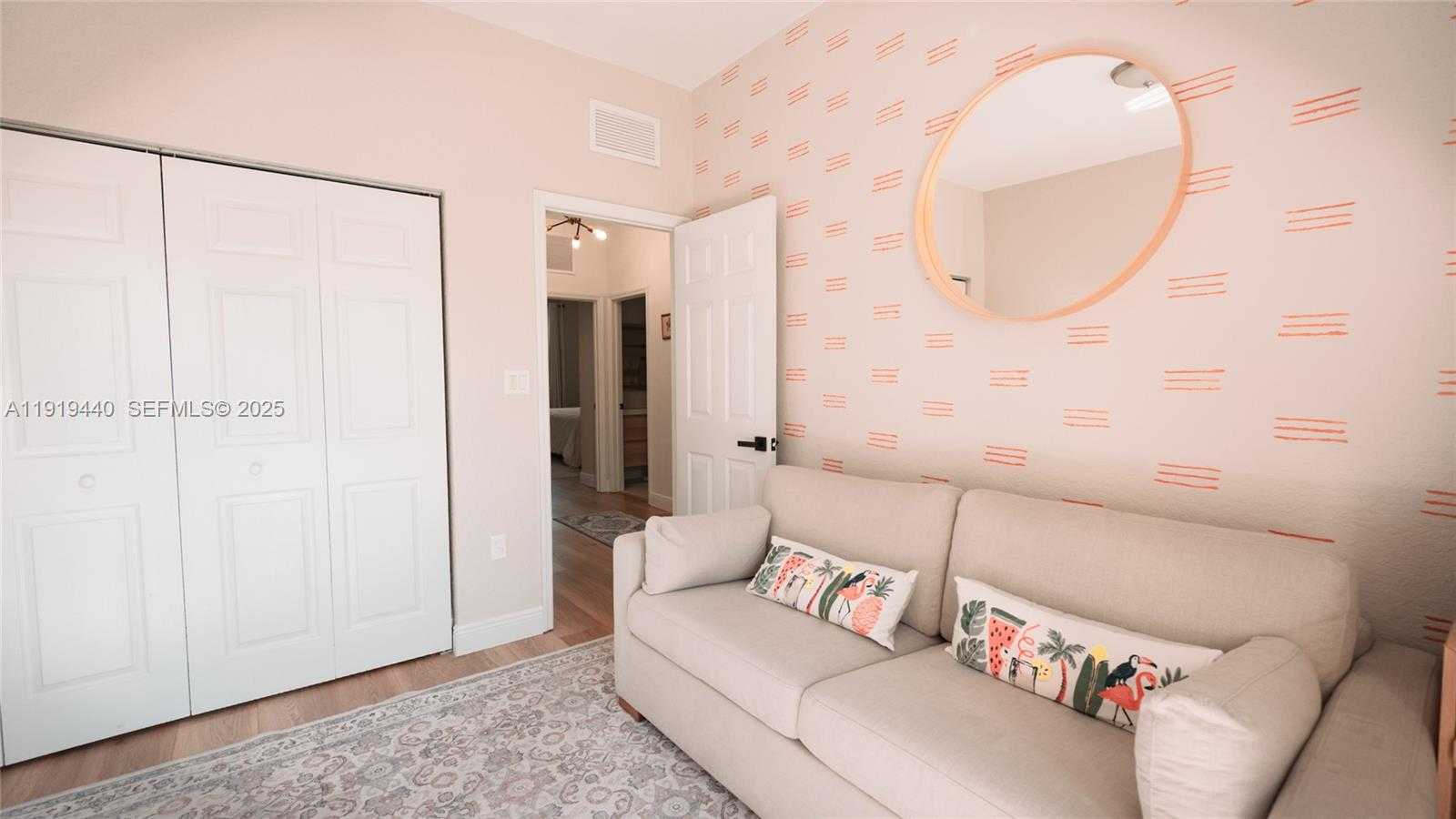 Small Image of 12791 SOUTH WEST 132ND TER, Miami Number 19