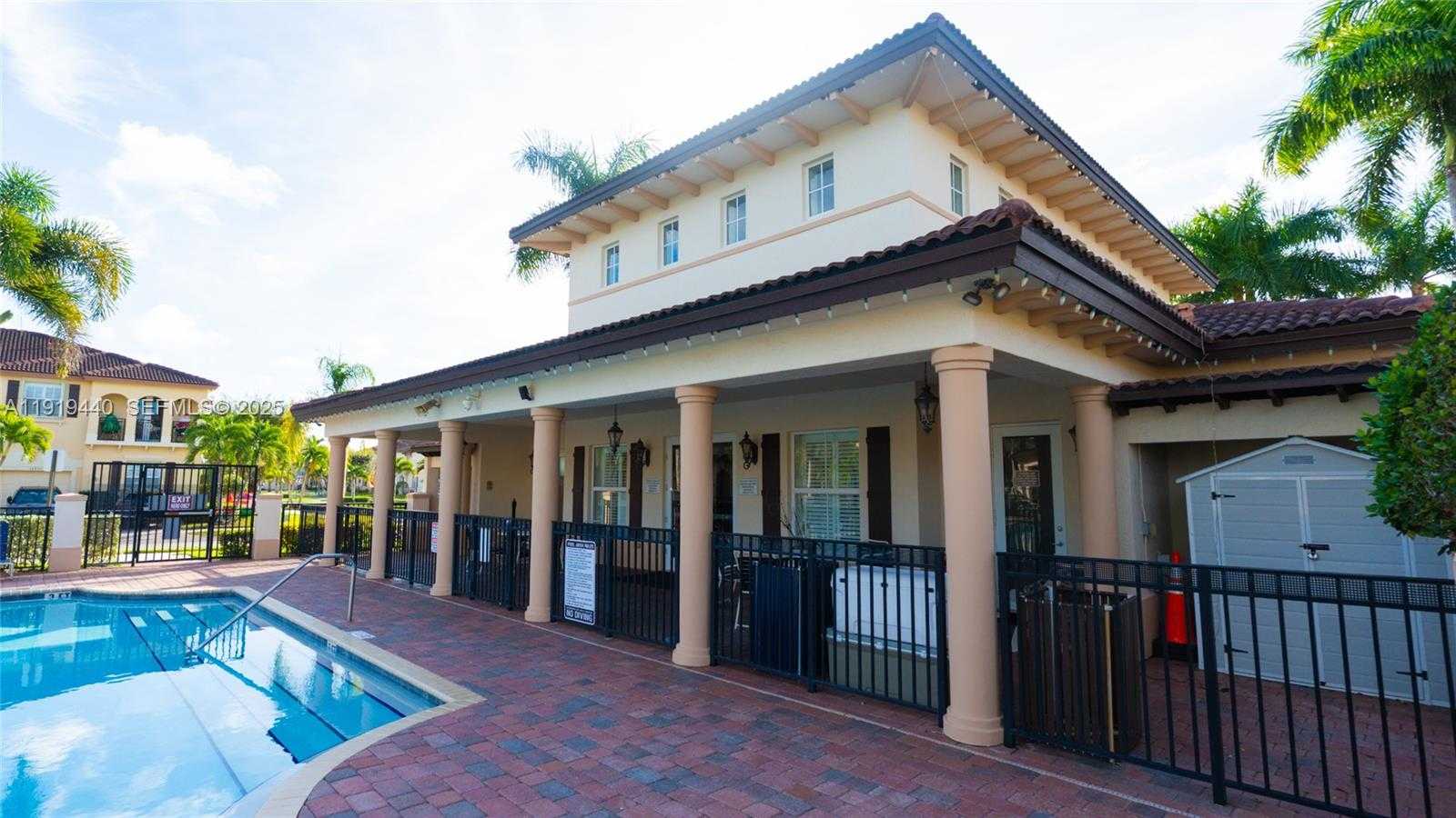 Small Image of 12791 SOUTH WEST 132ND TER, Miami Number 26