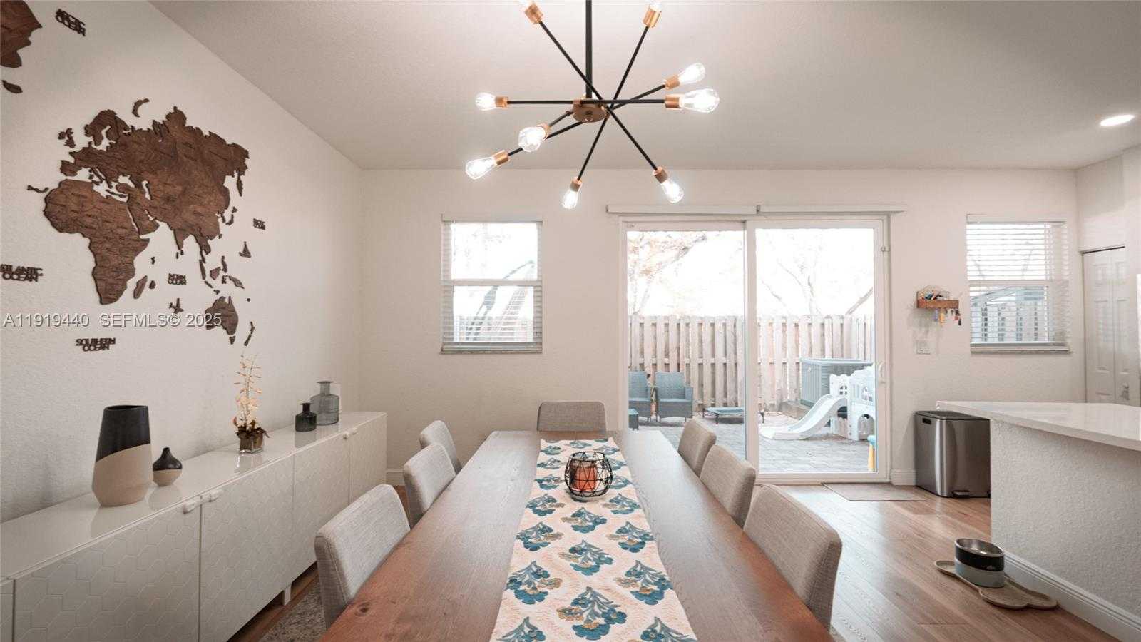 Small Image of 12791 SOUTH WEST 132ND TER, Miami Number 3