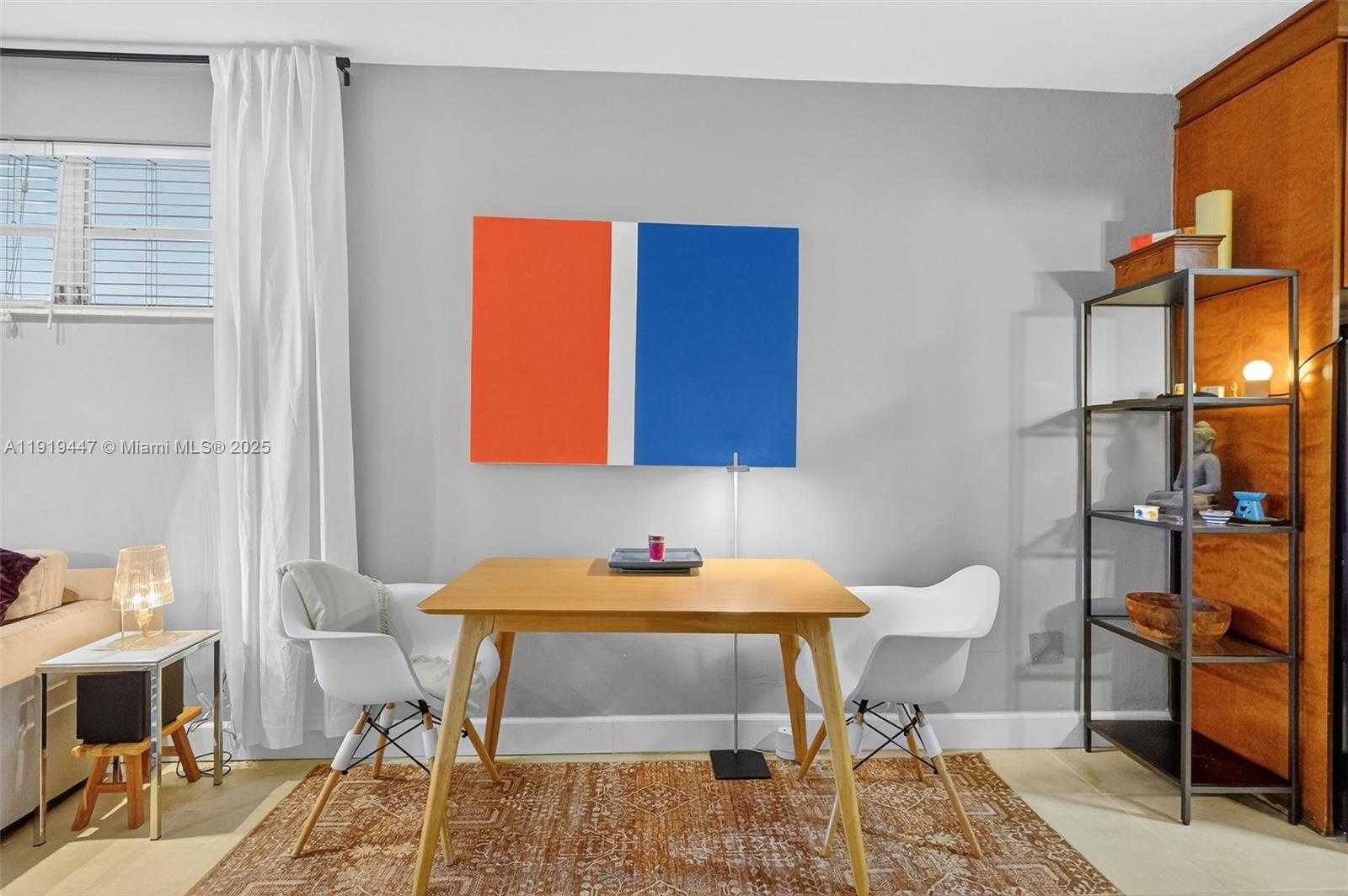 Small Image of 2445 LAKE PANCOAST DR #4, Miami Beach Number 11