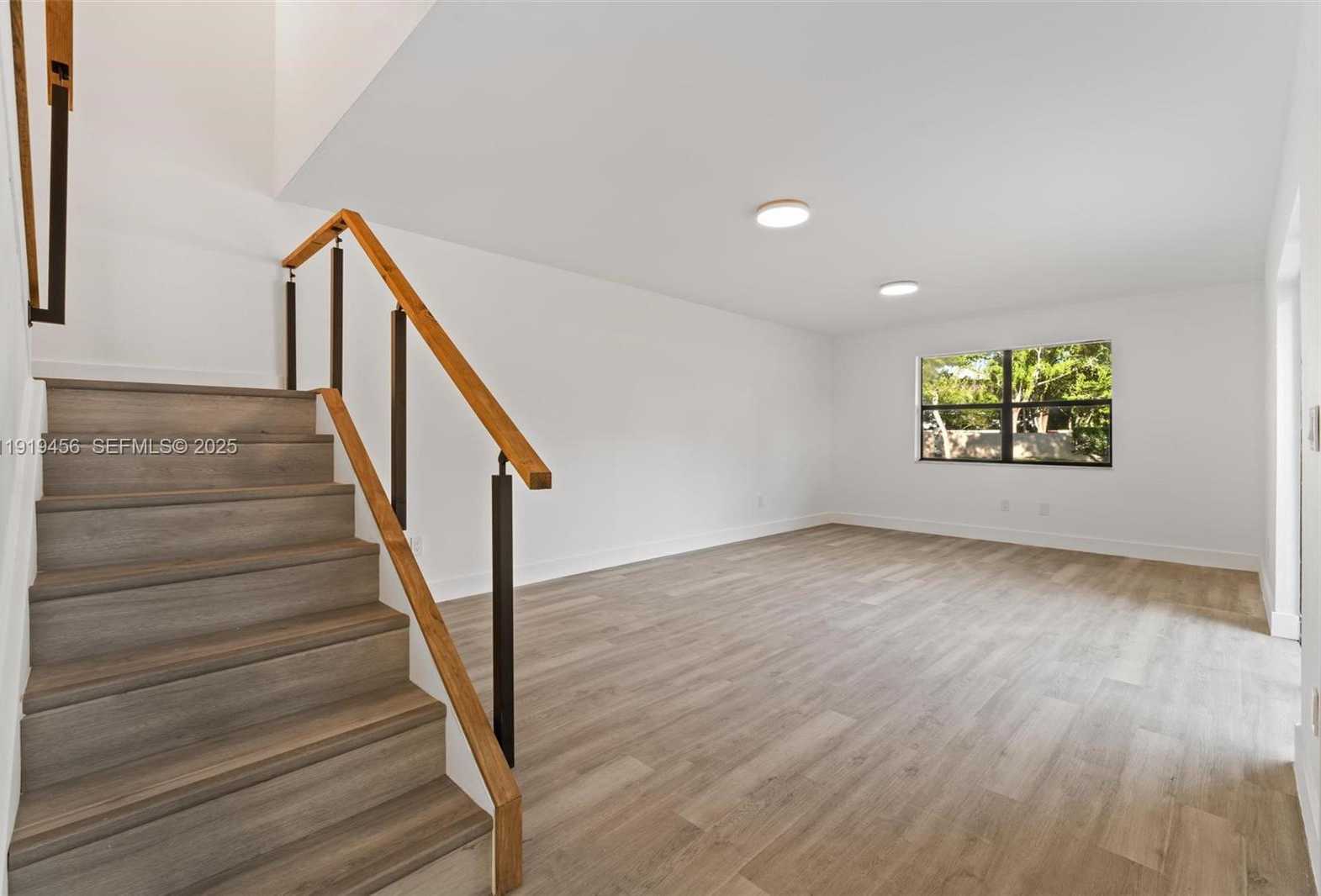 Small Image of 14201 SOUTH WEST 94TH CIR LN #103-5, Miami Number 18