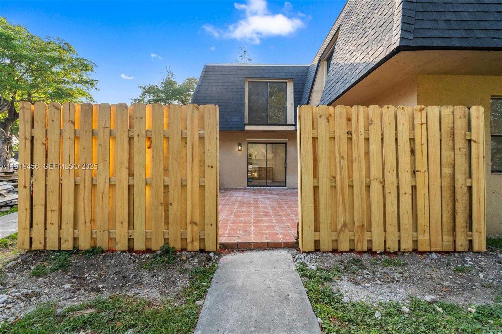 Small Image of 14201 SOUTH WEST 94TH CIR LN #103-5, Miami Number 3