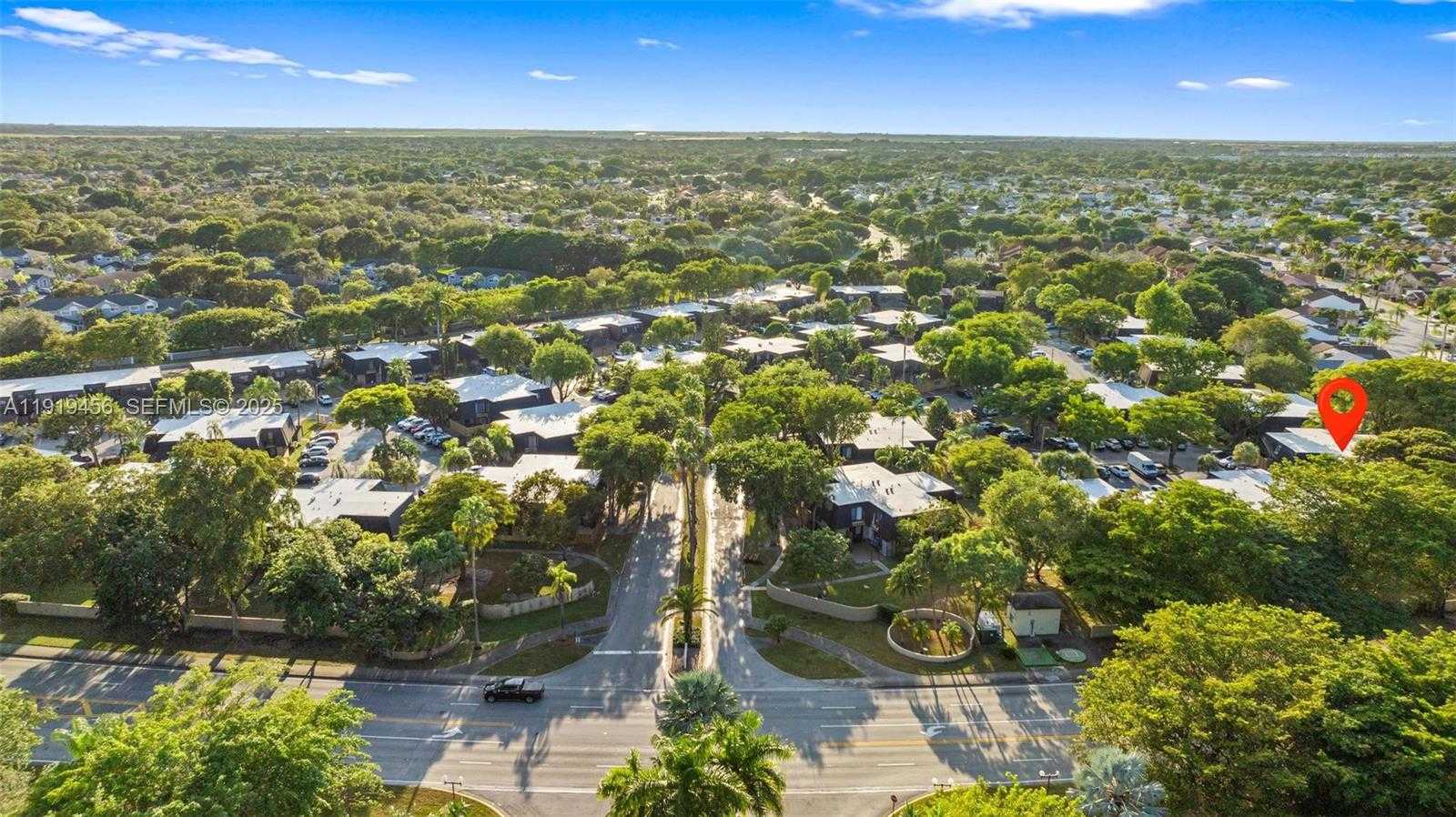 Small Image of 14201 SOUTH WEST 94TH CIR LN #103-5, Miami Number 33