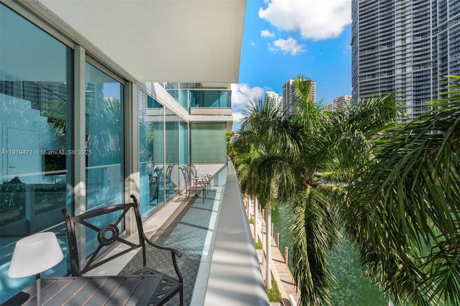 Small Image of 200 BISCAYNE BOULEVARD WAY #303, Miami Number 23