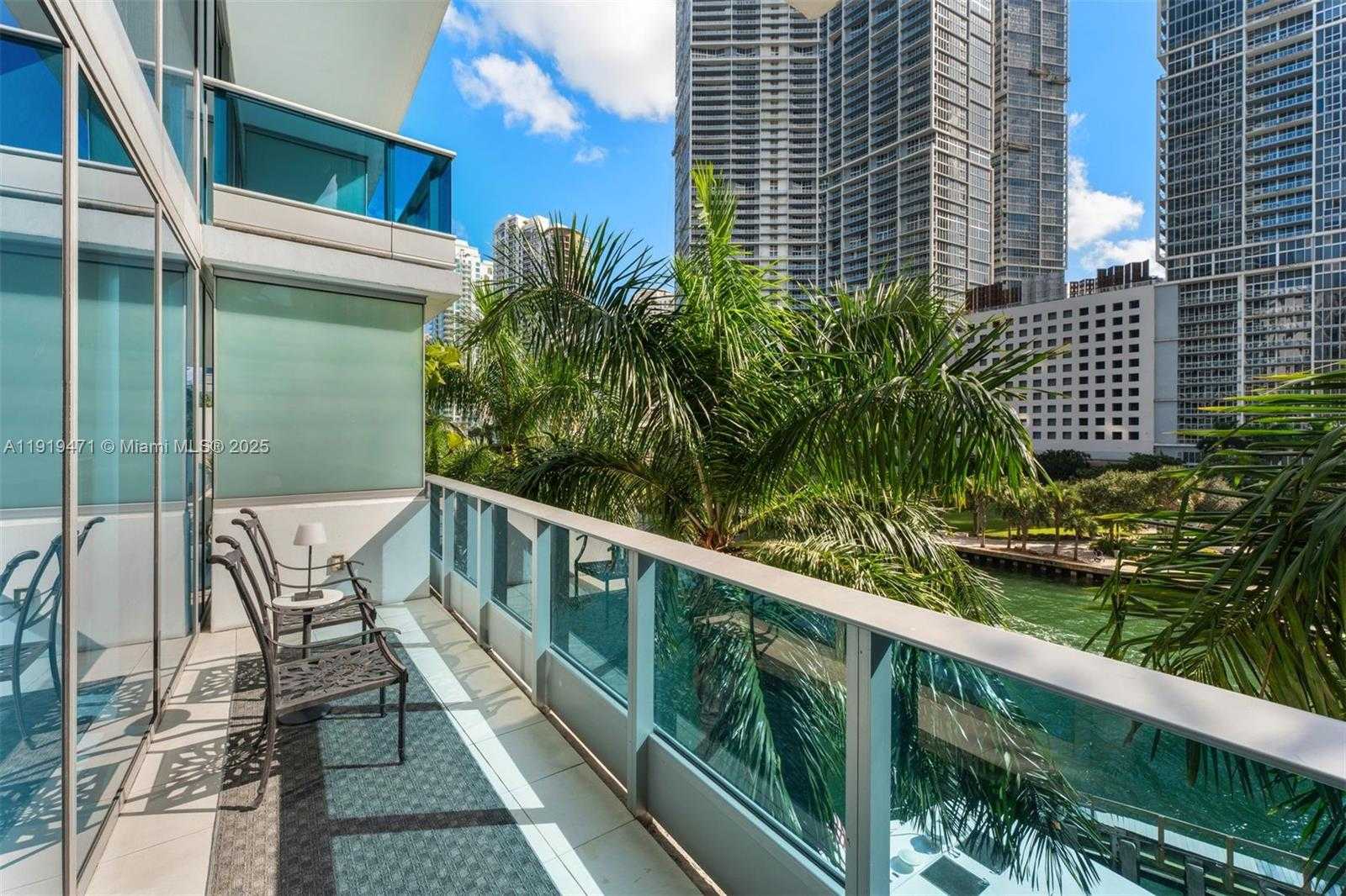 Small Image of 200 BISCAYNE BOULEVARD WAY #303, Miami Number 24