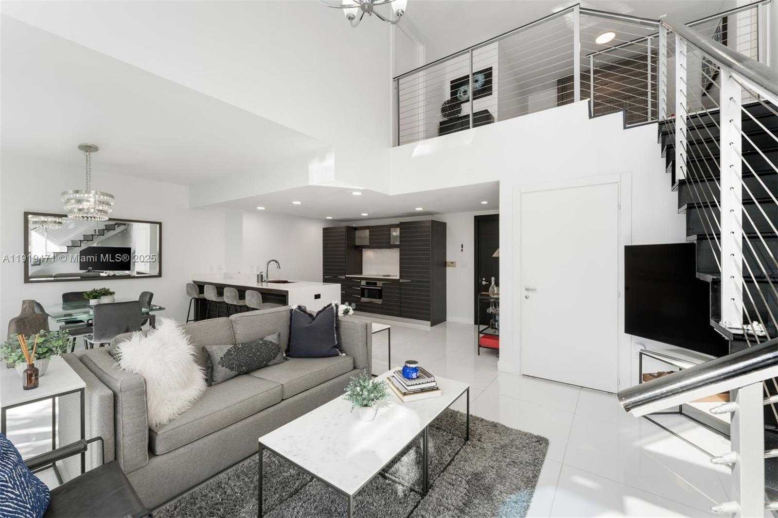 Small Image of 200 BISCAYNE BOULEVARD WAY #303, Miami Number 5