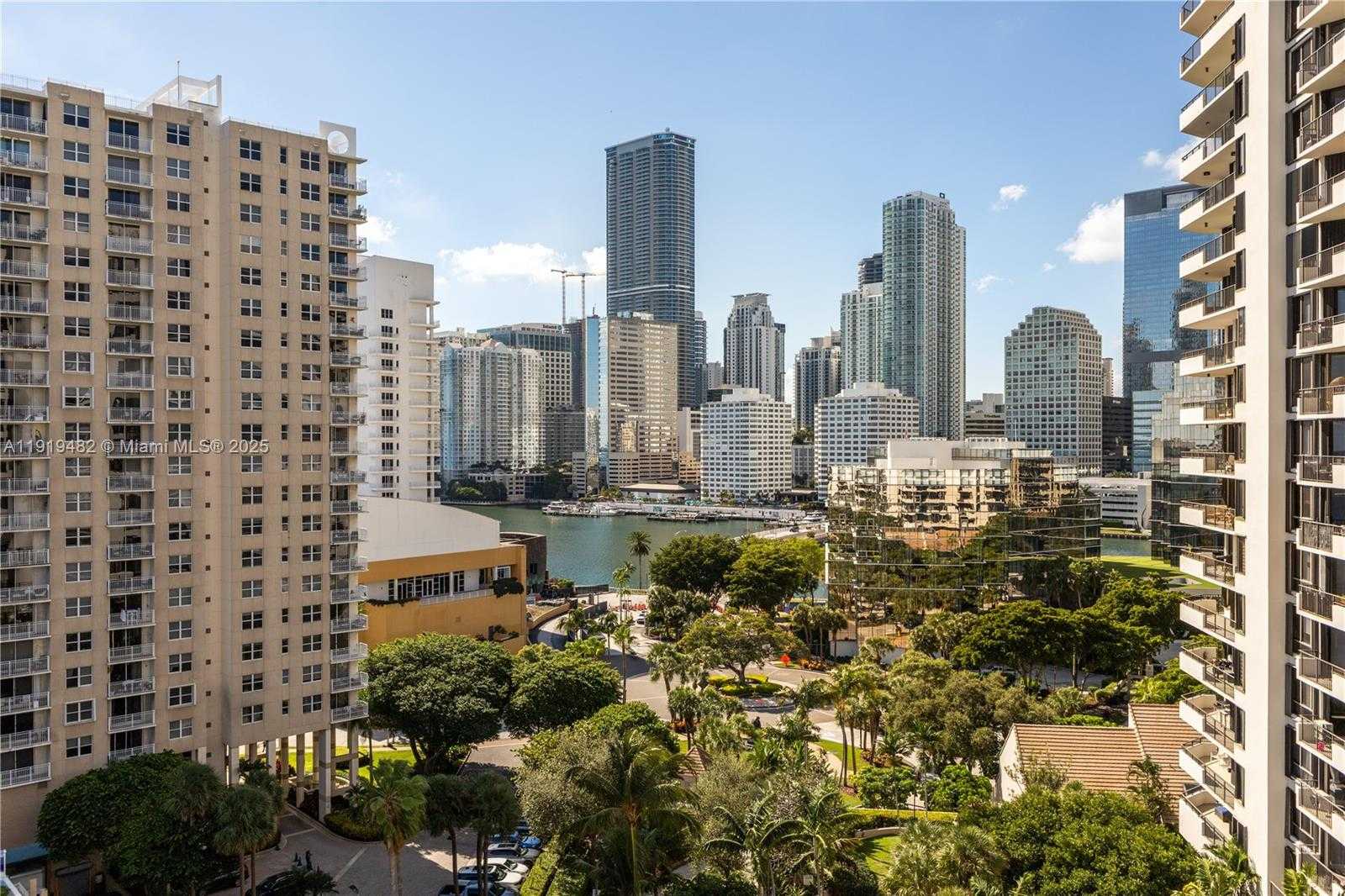 Small Image of 520 BRICKELL KEY DR #A1207, Miami Number 15