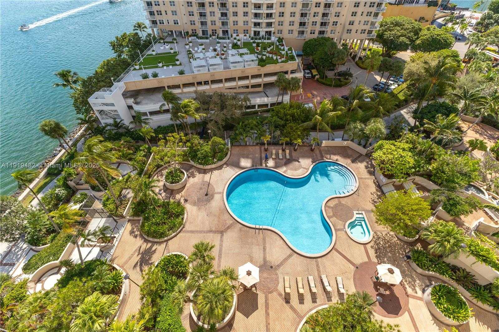 Small Image of 520 BRICKELL KEY DR #A1207, Miami Number 16