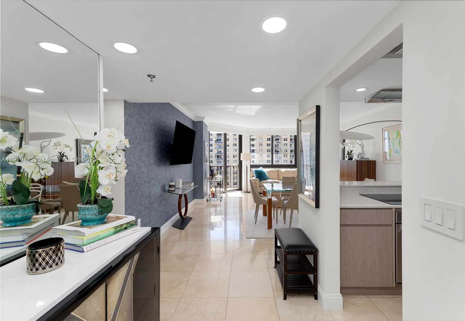 Small Image of 520 BRICKELL KEY DR #A1207, Miami Number 3