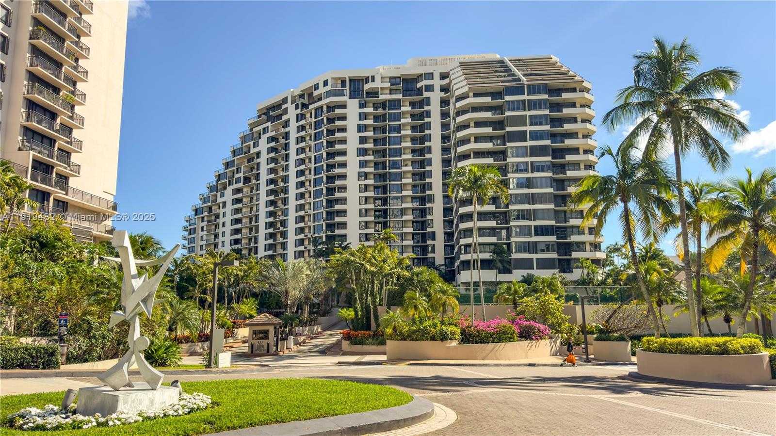 Small Image of 520 BRICKELL KEY DR #A1207, Miami Number 33