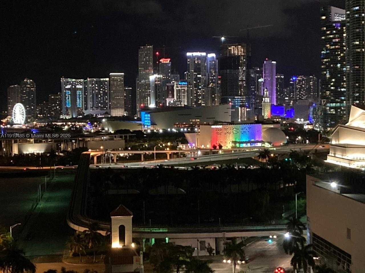 Small Image of 1717 NORTH BAYSHORE DR #A-1953, Miami Number 31