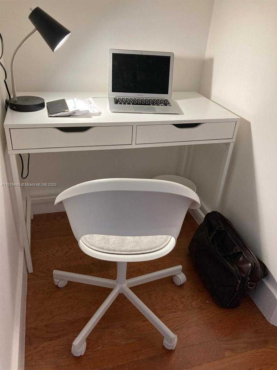 Small Image of 1717 NORTH BAYSHORE DR #A-1953, Miami Number 32