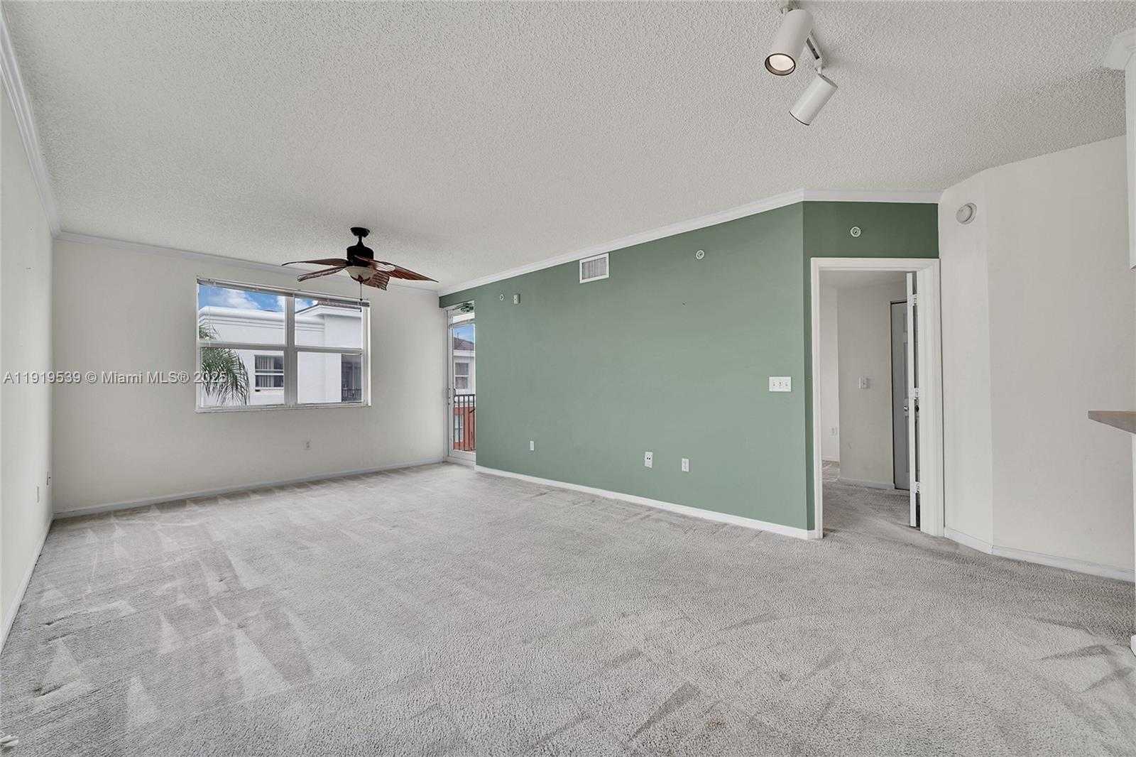 Small Image of 17125 NORTH BAY RD #3612, Sunny Isles Beach Number 13