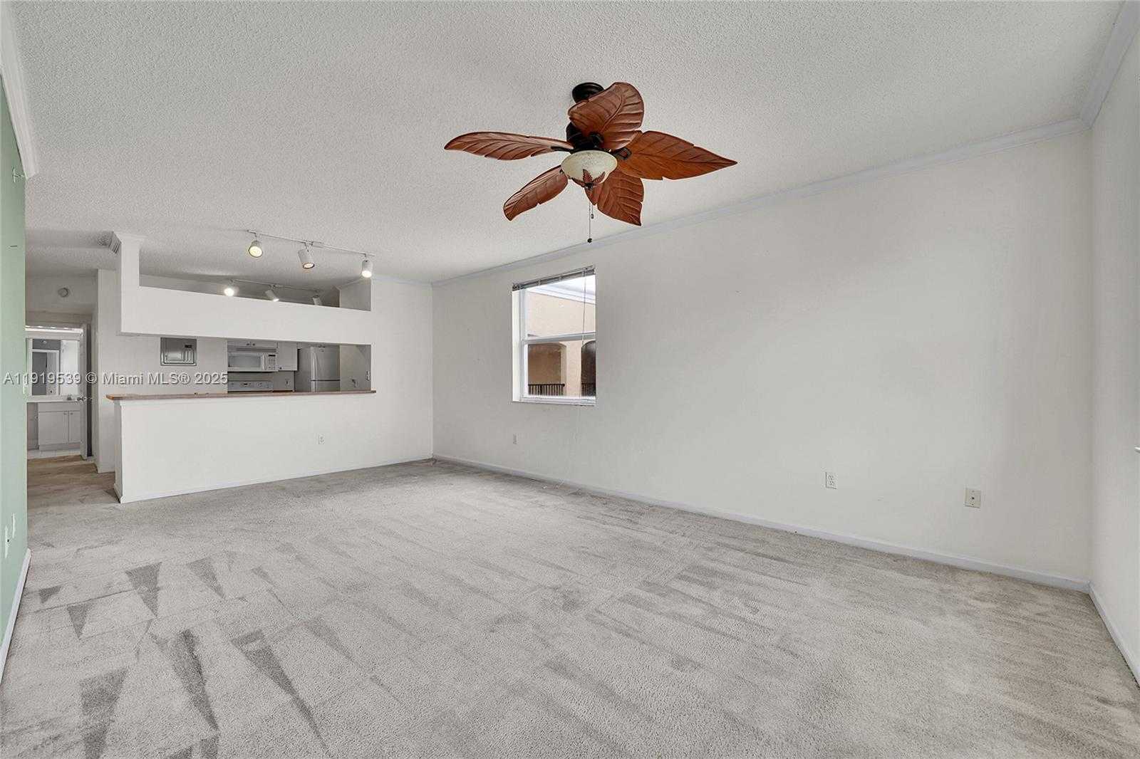 Small Image of 17125 NORTH BAY RD #3612, Sunny Isles Beach Number 16