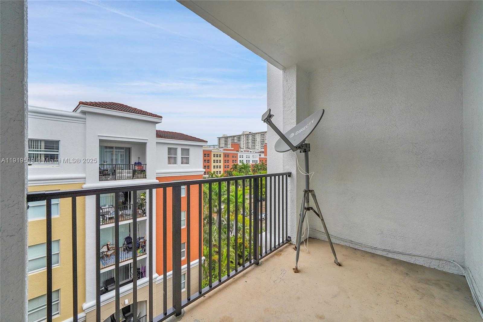 Small Image of 17125 NORTH BAY RD #3612, Sunny Isles Beach Number 17