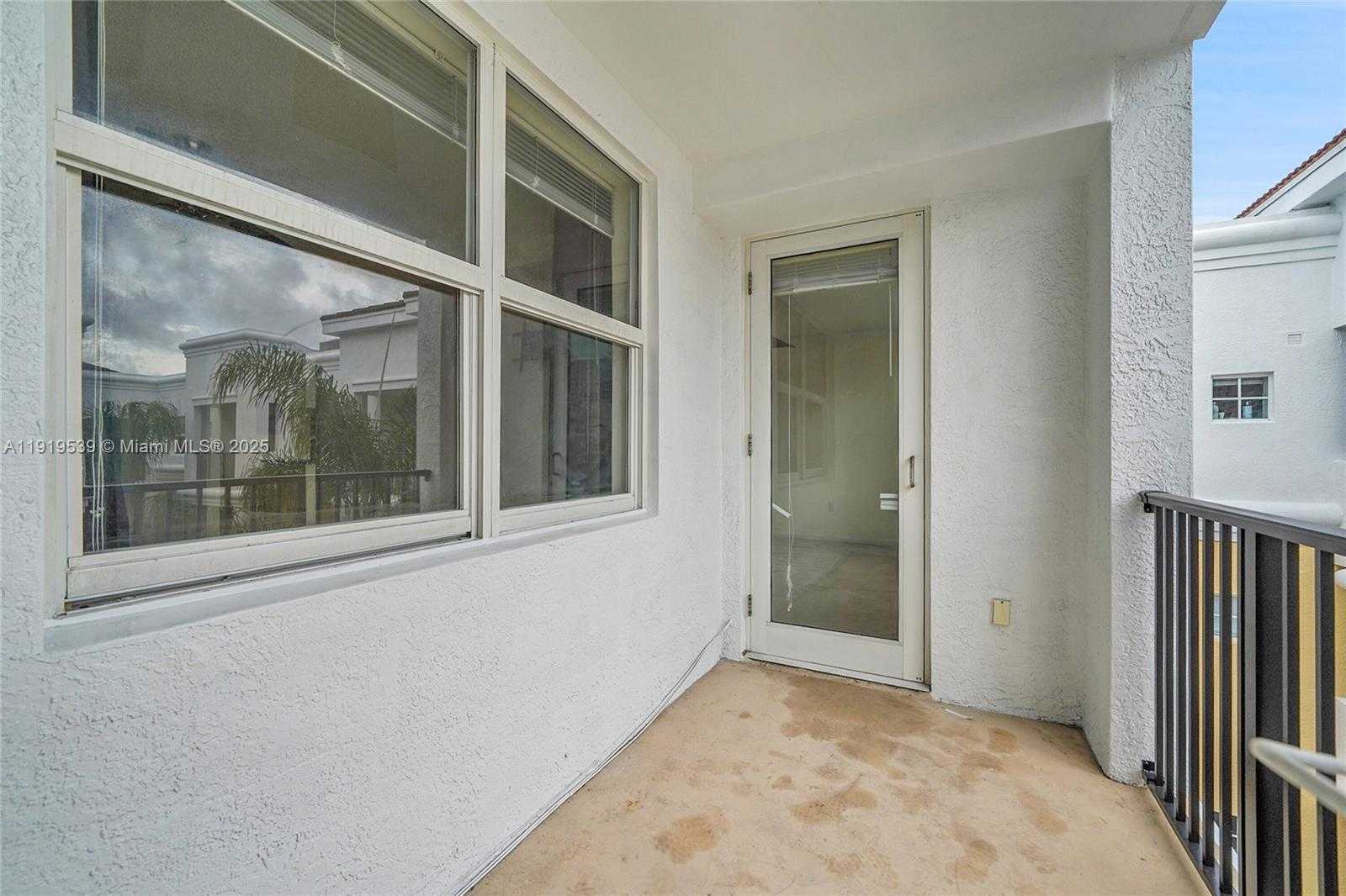 Small Image of 17125 NORTH BAY RD #3612, Sunny Isles Beach Number 19