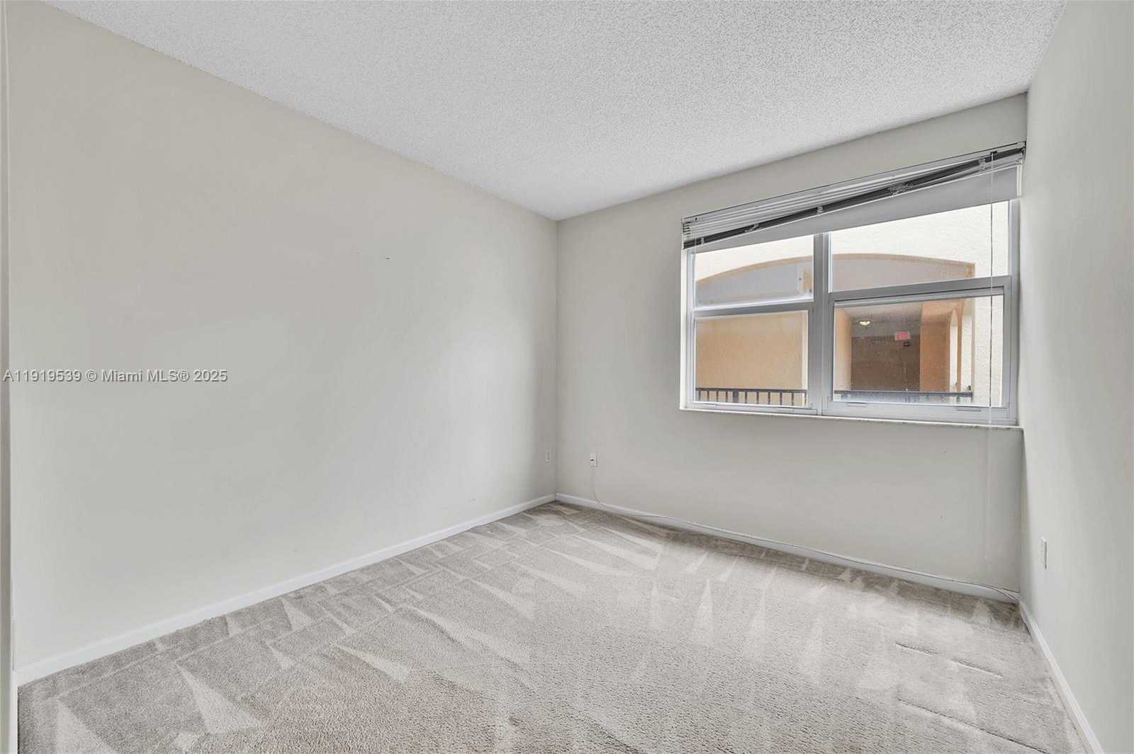 Small Image of 17125 NORTH BAY RD #3612, Sunny Isles Beach Number 21
