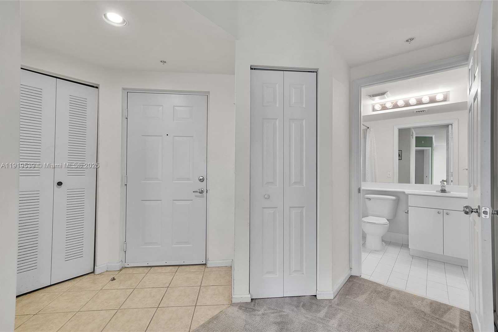 Small Image of 17125 NORTH BAY RD #3612, Sunny Isles Beach Number 8