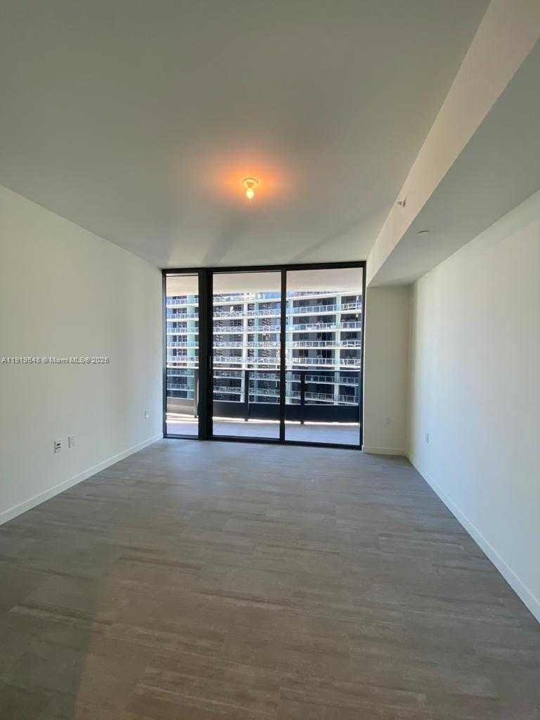 Small Image of 1000 BRICKELL PLZ #3207, Miami Number 15
