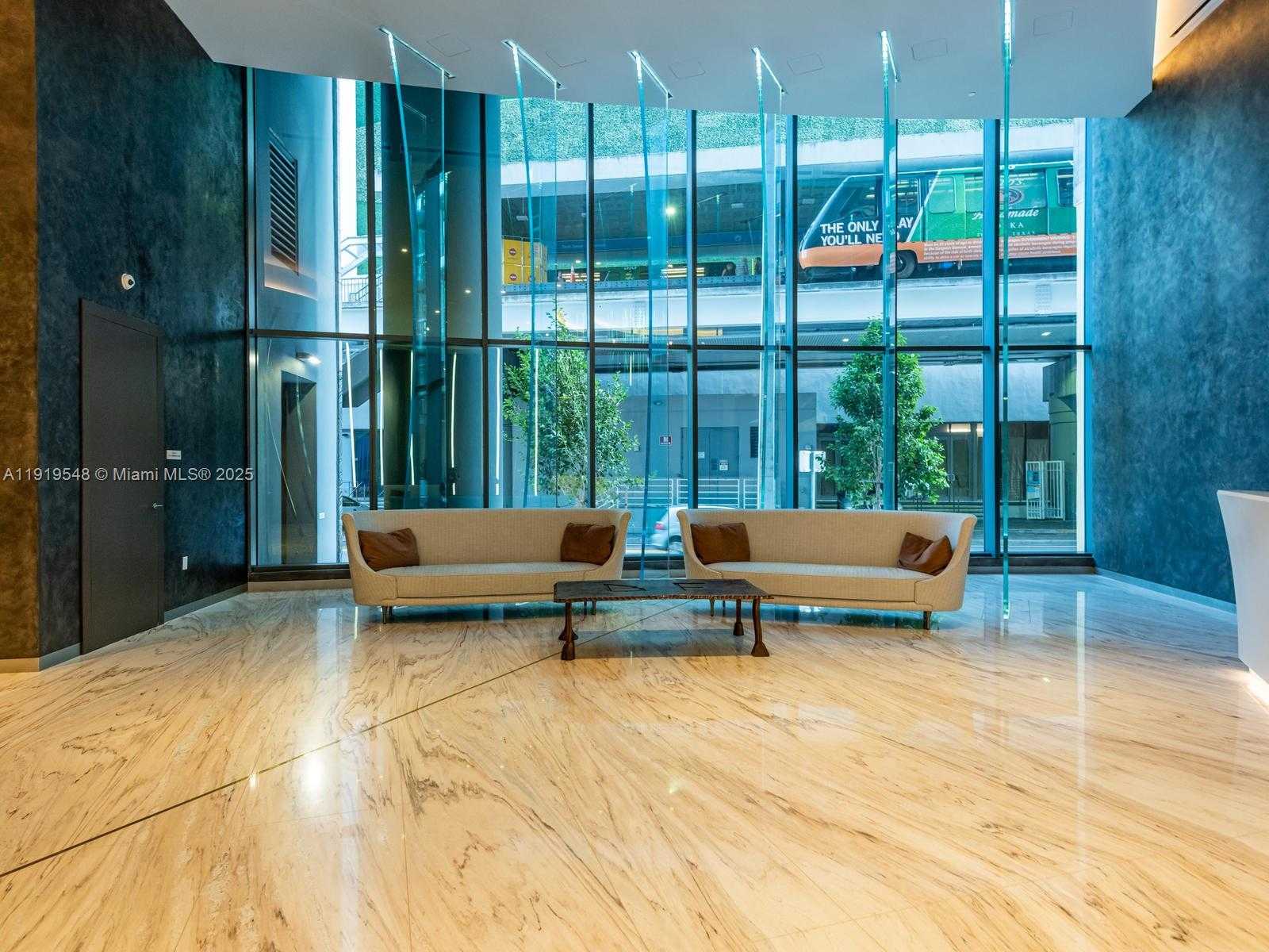 Small Image of 1000 BRICKELL PLZ #3207, Miami Number 6