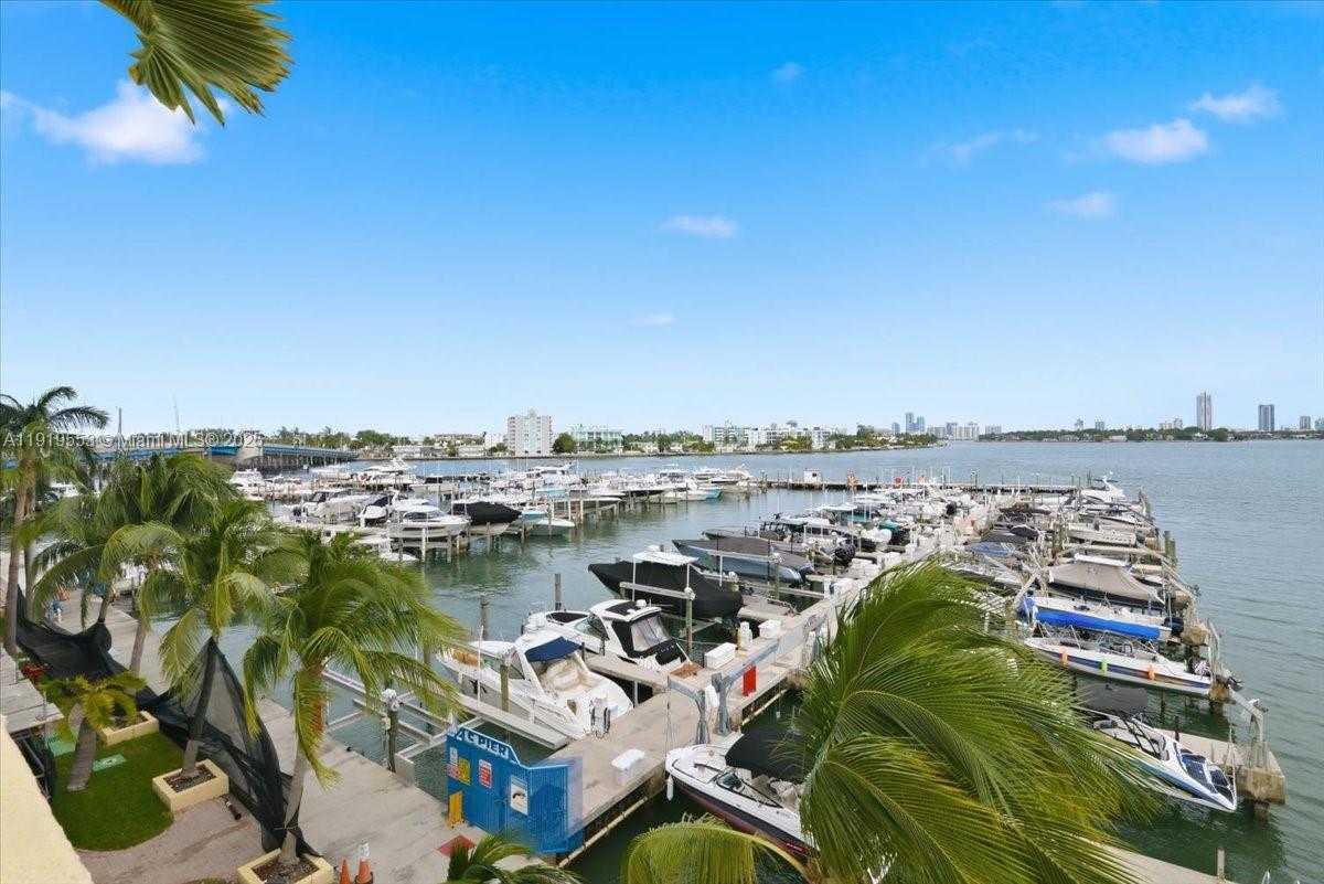 Small Image of 7601 EAST TREASURE DR ## 2109, North Bay Village Number 32