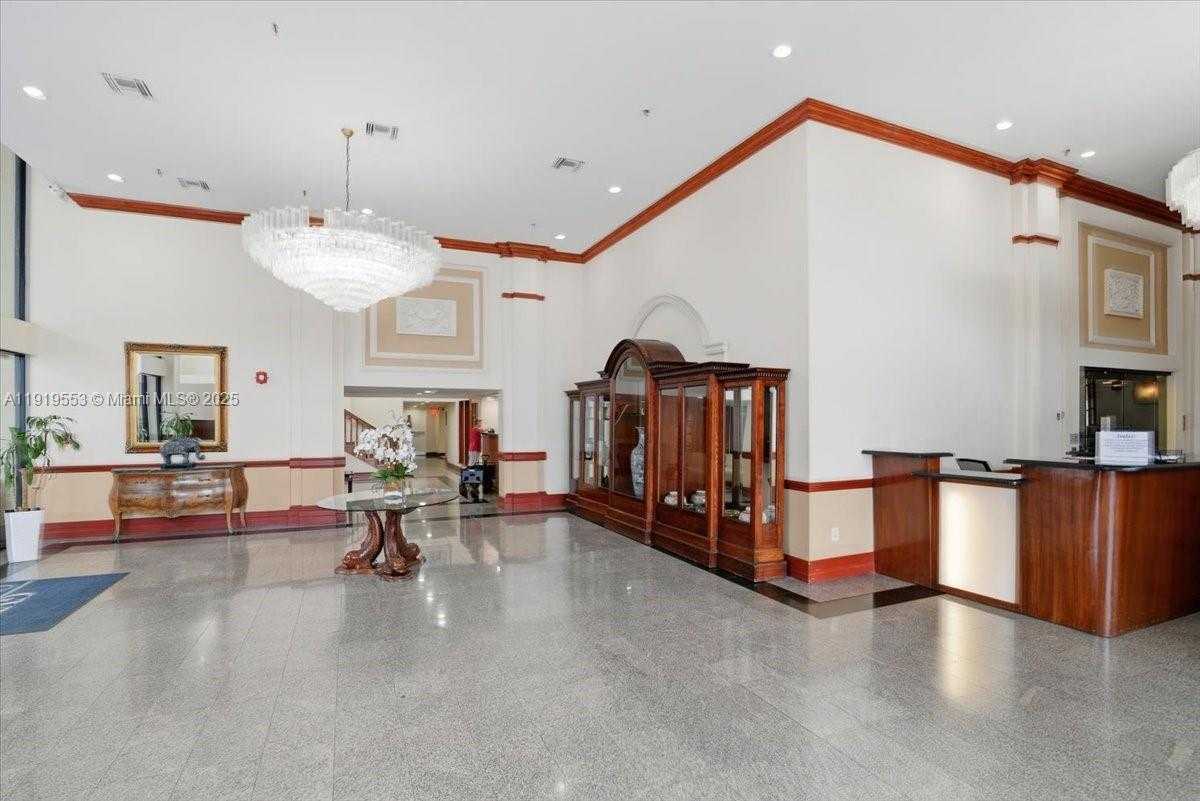 Small Image of 7601 EAST TREASURE DR ## 2109, North Bay Village Number 35