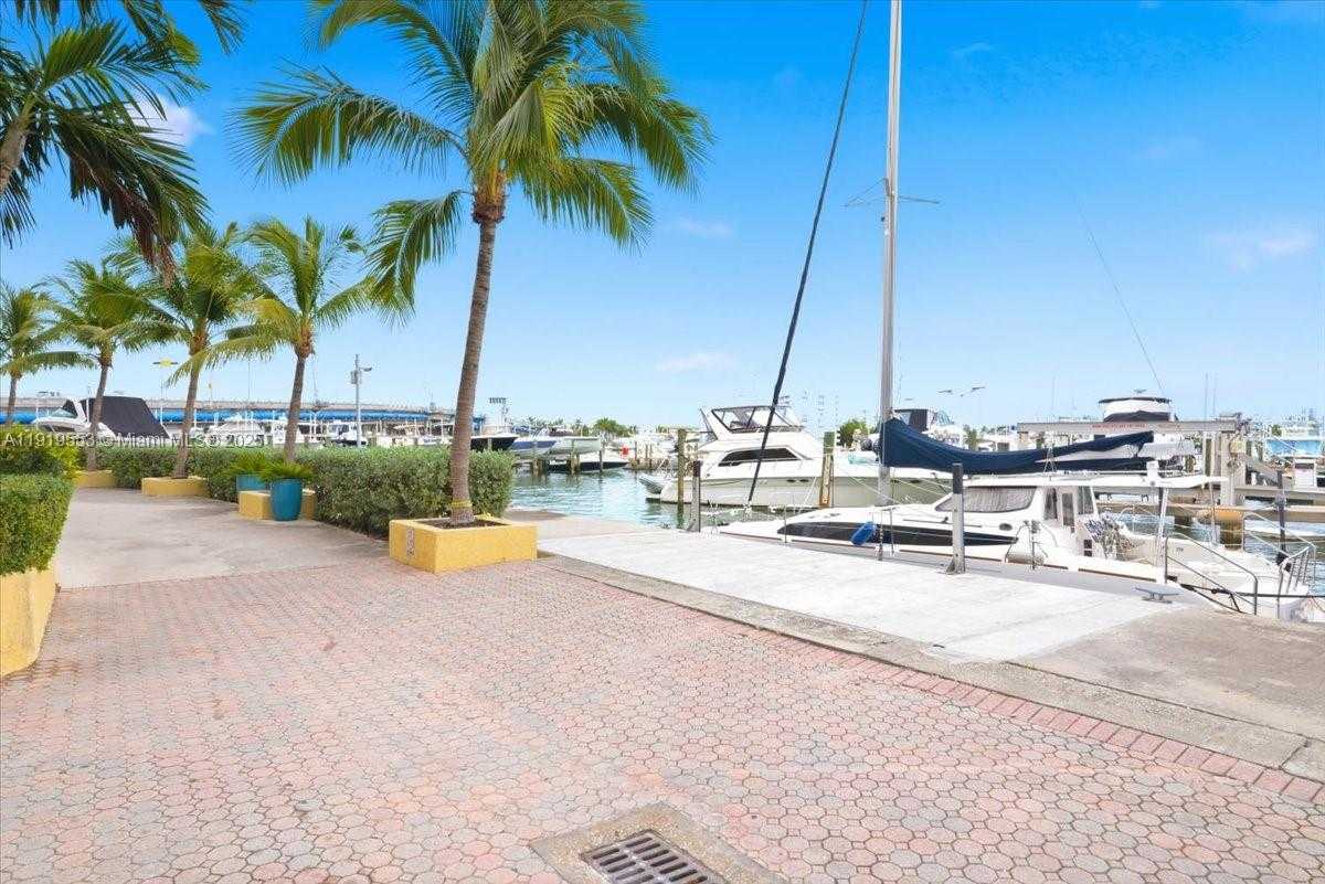 Small Image of 7601 EAST TREASURE DR ## 2109, North Bay Village Number 40